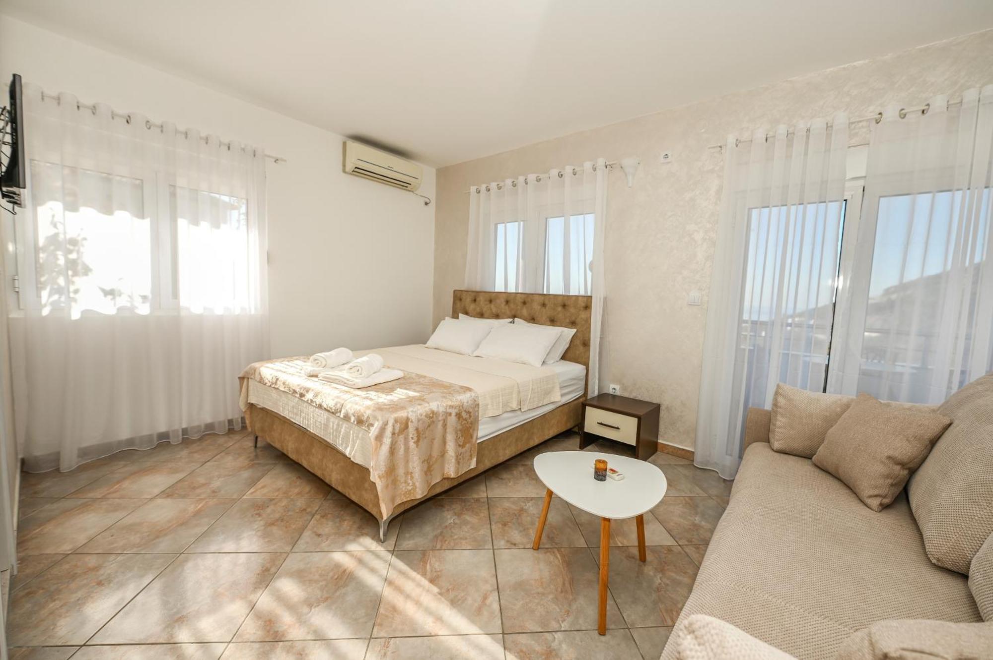 Villa Lux Rajovic 布德瓦 外观 照片